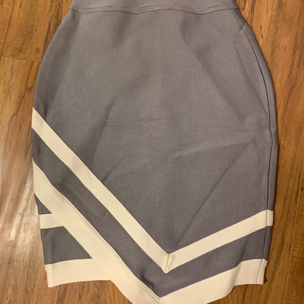 Tight skirt